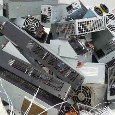 Zdroj z PC bez kabelu