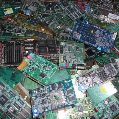 Tištěné spoje z PC, s Fe+Al -30Kč